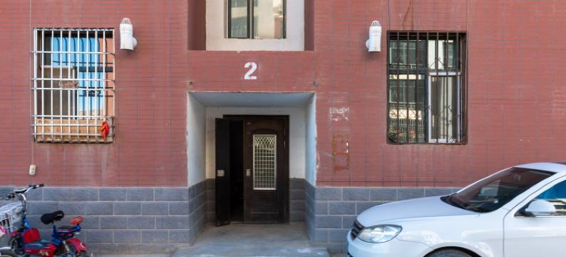 阿拉善额济纳旗胡杨两室两厅民宿图片