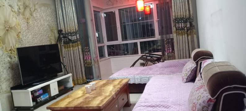 朵朵精品民宿(校园路分店)图片