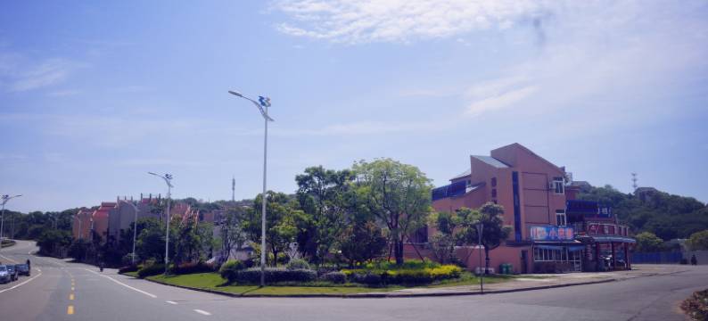 虫二居公寓(梅岭路分店)图片