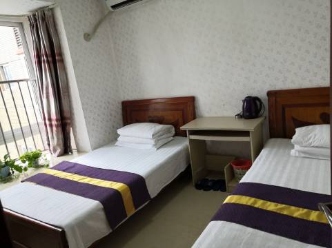 漂亮女人公寓(平安街分店)