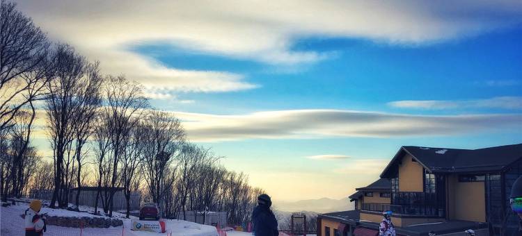 吉林万科松花湖滑雪场青山墅度假别墅图片