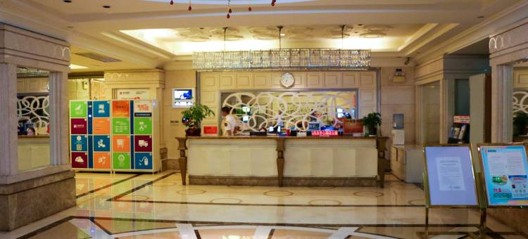 深圳风格酒店(华强北科学馆地铁站店)图片