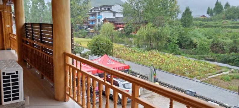 梵净山云尚食府民宿图片