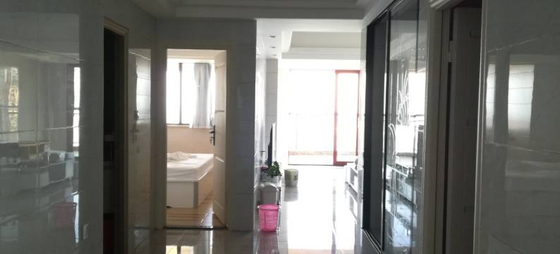 海滨路东南海大厦对面金泰华园公寓(海滨路1号分店)图片