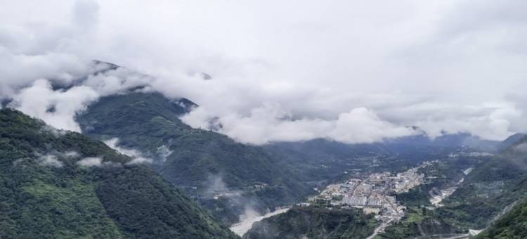 巴塘古桑抱石民居接待站图片