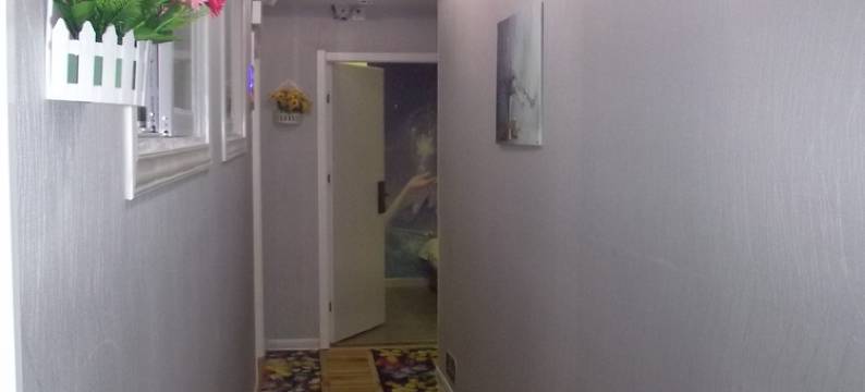 8号客栈(钟楼地铁站回民街店)图片