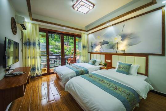 江边客栈(凤凰回龙阁店)