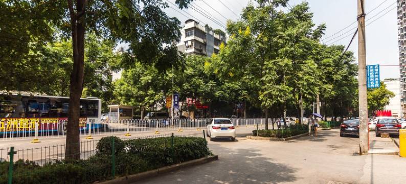 武汉徐东爱琴海公寓(汪家墩地铁站店)图片