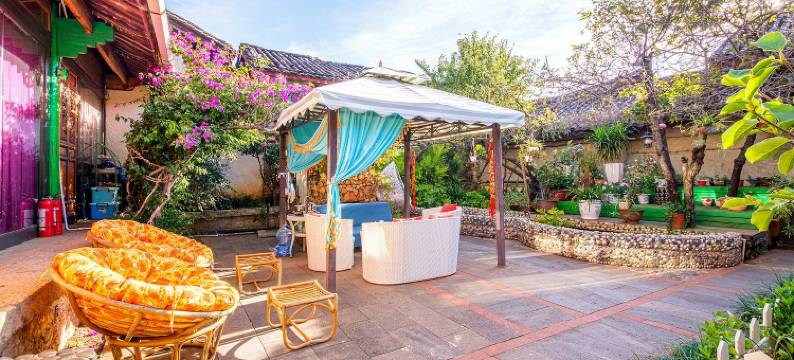 丽江束河五彩里阁客栈图片