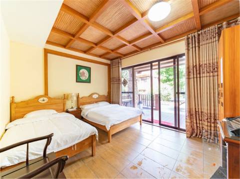 广州小草青青居度假别墅(山前旅游大道分店)