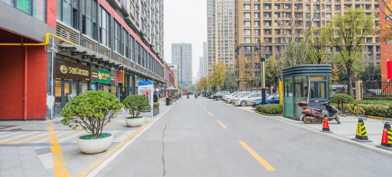 西安雷辛智能酒店图片