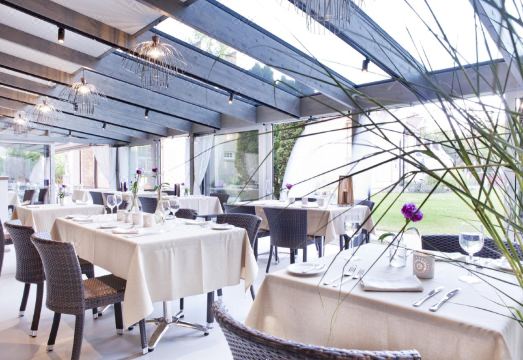 Kurshi Hotel & SpaHotel Overview