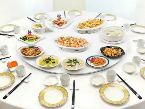 深海珍味龍躉~(位上)翅湯過橋深海大龍躉+堂焗香茅大龍躉