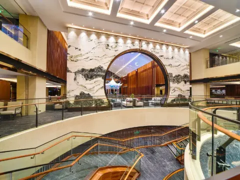 新興翔順金水台溫泉小鎮