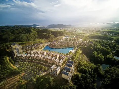 韶關翁源龍泰翁山源温泉城