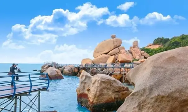 那琴半島地質海洋公園