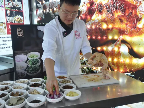 招牌非遺名菜海沙雞+首創網紅焗南瓜宴