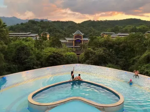 龍門地派溫泉度假村