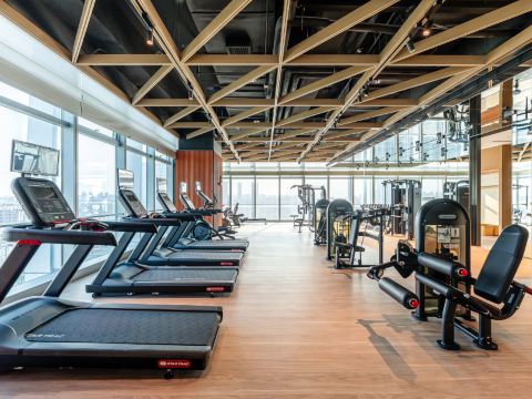 廣州白雲站逸衡酒店