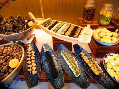 韶關翁源龍泰翁山源温泉城