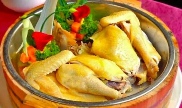 非遺美食~岑溪古典雞+雀巢鮮奶盞宴