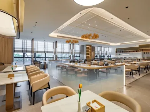 江門新會花季酒店