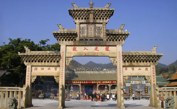 德慶悦城龍母廟