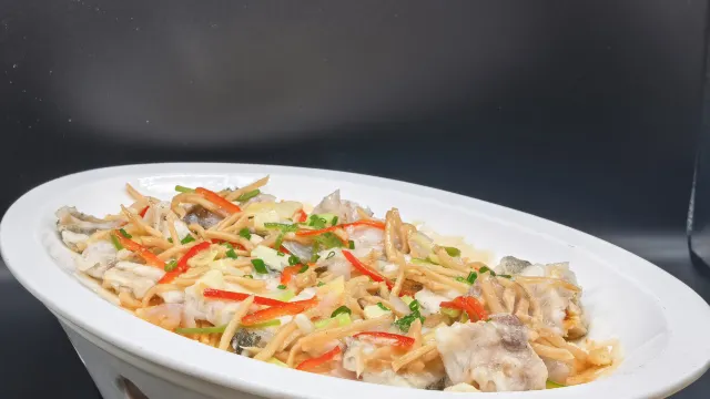 深海珍味龍躉10食~翅湯過橋大龍躉(位上)+香茅堂焗大龍躉 