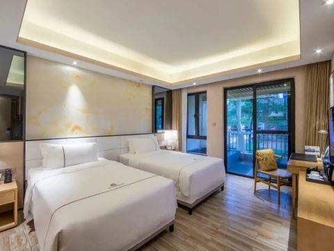 新興悅天下溫泉酒店