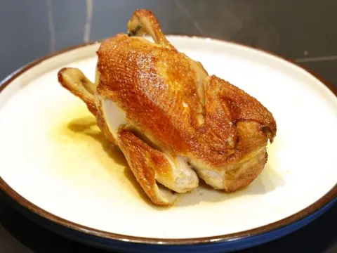 招牌非遺名菜海沙雞+首創網紅焗南瓜宴