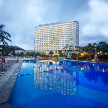 台山+陽江3天團·《希臘風情小鎮》浪漫度假地「那琴半島地質海洋公園」