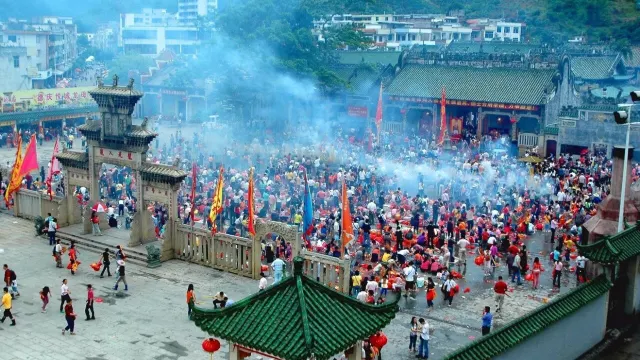 德慶悦城龍母廟