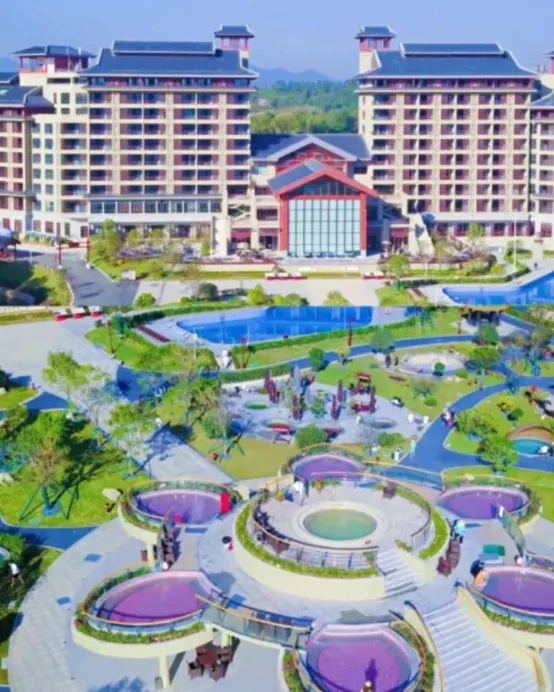 新興2天團·新興翔順金水台温泉小鎮(獨立温泉泡池露台房) 【一人一隻南非吉品乾鮑宴】