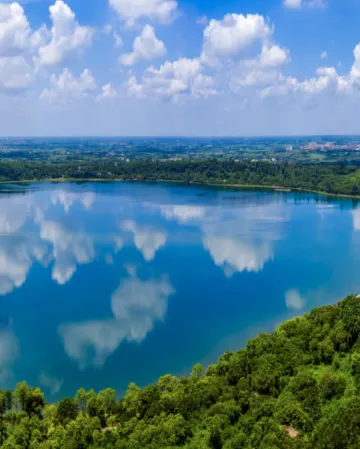 湛江4天團·《粵西小城+温泉》 中國唯一瑪珥湖，國家4A級「湖光岩火山風景區」