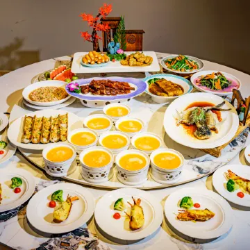 珠海+中山2天團·北歐冰島風格海洋温泉《珠海·海泉灣帆酒店》「海泉灣夢幻劇場」(重本包門票)