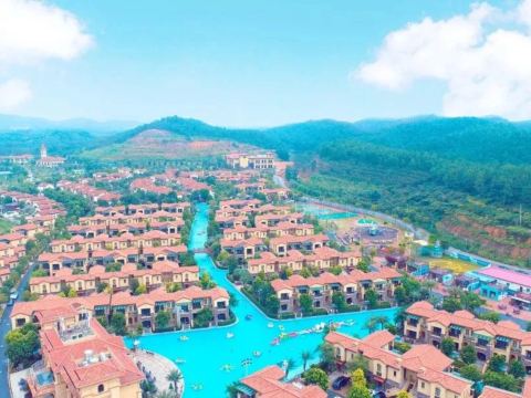 新興悅天下溫泉酒店