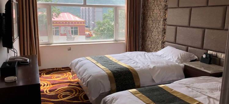 班玛格萨尔花园酒店图片