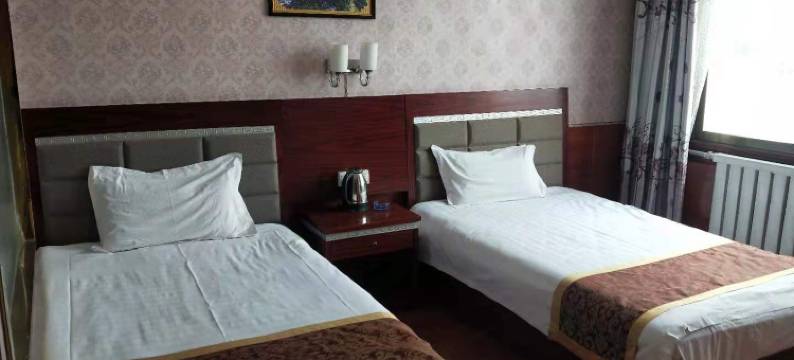 积石山河海商务宾馆图片