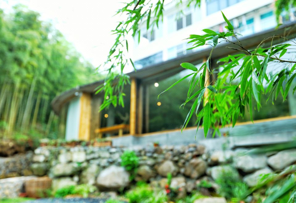 安吉读一间枕溪民宿外景图