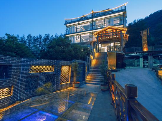 张家界迎客山居民宿