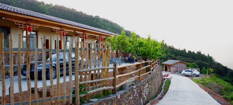 张家界半坡·辉旺山居民宿(张家界森林公园店)图片