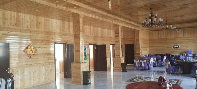 额尔古纳室韦列巴花酒店图片