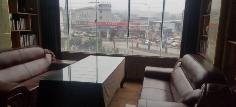 筠连天富宾馆图片