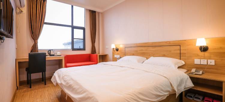 布丁严选酒店(光谷广场地铁站店)图片