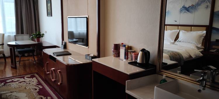 庄浪宸林源大酒店图片