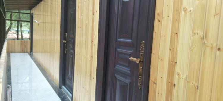 祁连老龙树人家民宿(卓尔山风景区南游客中心店)图片