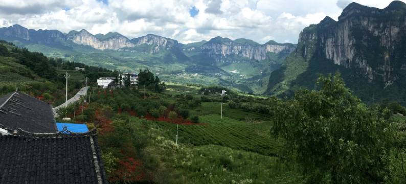 恩施大峡谷回香楼图片