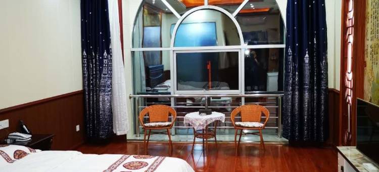 右玉青逸酒店图片