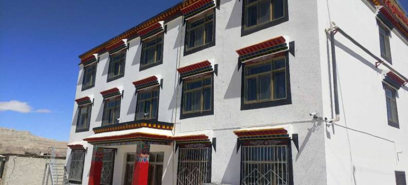 札达隆迈家族商务酒店图片