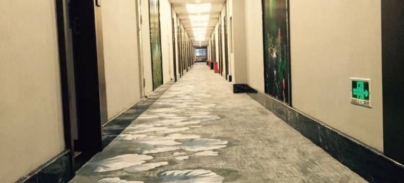 巴中锦泰主题酒店图片